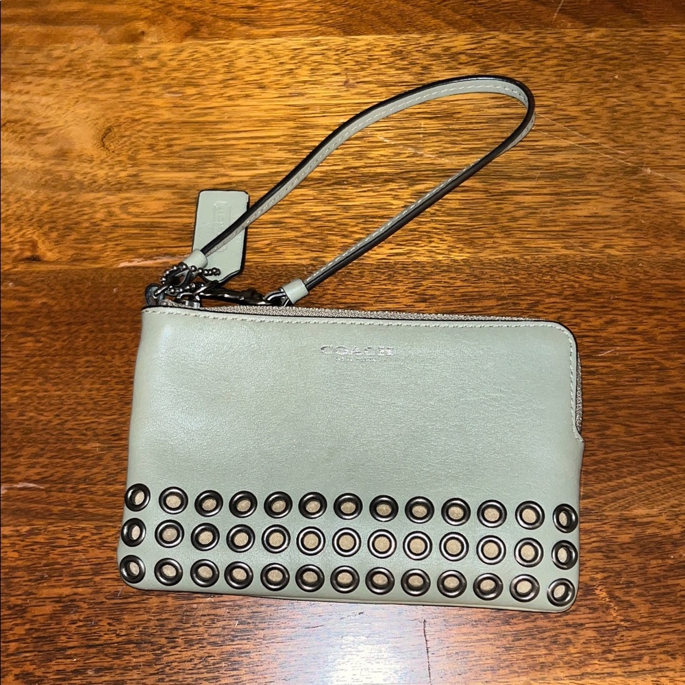 COACH Bleecker Leather Grommets Pouch Wristlet - Gray/Gunmetal F52116